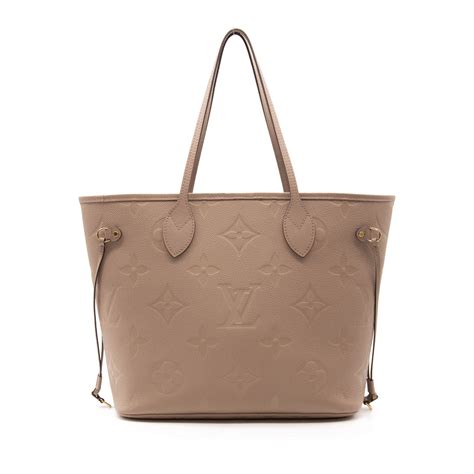 louis vuitton beige tote.